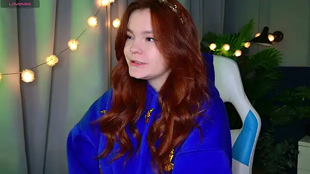 Snapshot of EnnySunrise chatting on October 12, 6:29 pm EnnySunrise online show from October 12, 6:29 pm