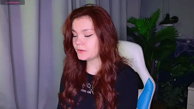 Snapshot of EnnySunrise chatting on October 17, 6:54 pm EnnySunrise online show from October 17, 6:54 pm