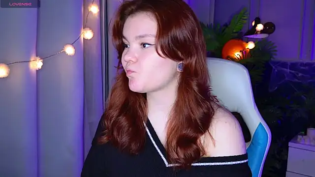 Snapshot of EnnySunrise chatting on October 30, 7:14 pm EnnySunrise online show from October 30, 7:14 pm