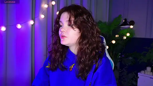 Snapshot of EnnySunrise chatting on November 14, 7:01 pm EnnySunrise online show from November 14, 7:01 pm