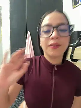Snapshot of IamSteph13 chatting on April 3, 1:14 am IamSteph13 online show from April 3, 1:14 am