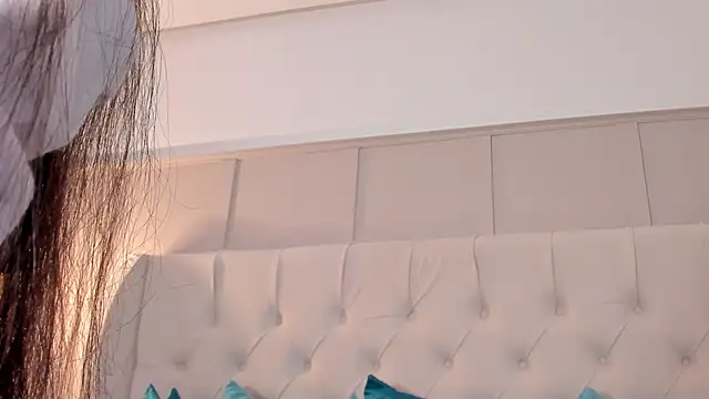 emily figueroa online show from September 12, 10:48 am