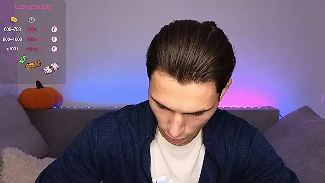 denlover1 online show from October 6, 1:30 pm