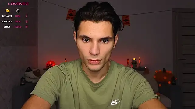 denlover1 online show from October 14, 6:47 am