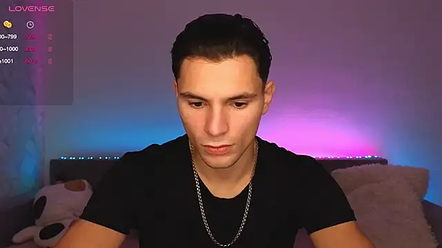 denlover1 online show from November 4, 7:51 am