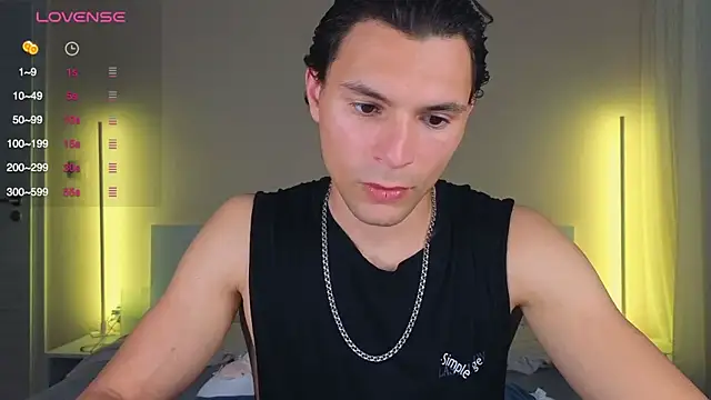 Snapshot of denlover1 chatting on May 7, 3:39 pm denlover1 online show from May 7, 3:39 pm
