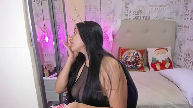 Alyssapark online show from December 13, 7:21 pm