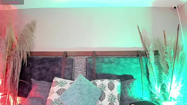 zoe 23  online show from December 5, 11:49 am