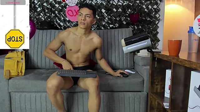  EUFRATES  online show from February 17, 3:42 pm