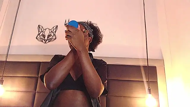 candy lovee69 online show from December 19, 1:07 pm