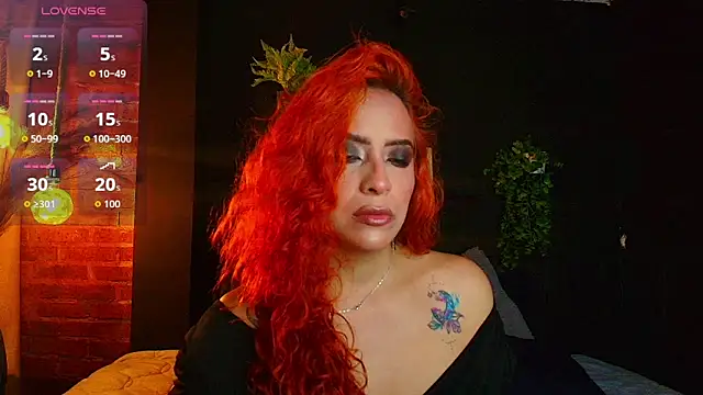 Snapshot of sahra_taylor_ chatting on October 20, 3:56 pm sahra taylor  online show from October 20, 3:56 pm