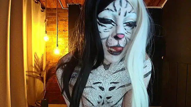 Snapshot of sahra_taylor_ chatting on October 31, 5:08 am sahra taylor  online show from October 31, 5:08 am