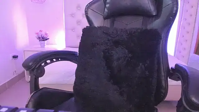 Zoeth Ruiz online show from March 3, 6:22 pm