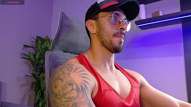 tony muscle online show from July 4, 7:09 pm