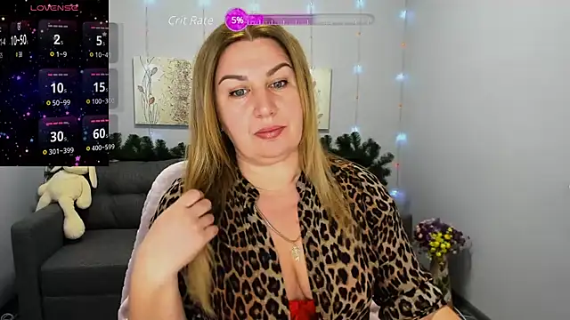 Lili Crossi online show from December 17, 6:45 am