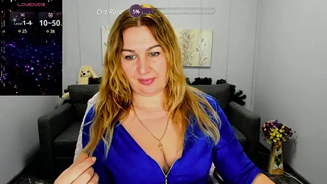 Lili Crossi online show from December 21, 9:33 am