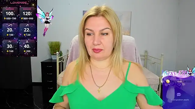 Snapshot of Lili_Crossi chatting on March 21, 6:51 am Lili Crossi online show from March 21, 6:51 am