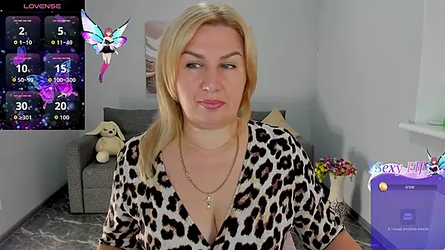 Lili Crossi online show from July 28, 5:58 am
