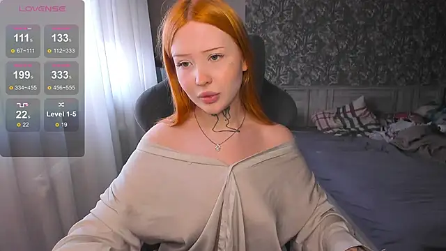 Snapshot of kate8ketee8 chatting on April 13, 1:38 pm kate8ketee8 online show from April 13, 1:38 pm