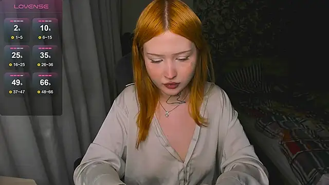 Snapshot of kate8ketee8 chatting on April 19, 6:10 pm kate8ketee8 online show from April 19, 6:10 pm