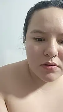 Snapshot of almitapro07 chatting on March 15, 1:44 am almitapro07 online show from March 15, 1:44 am