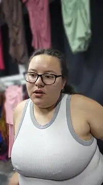 Snapshot of almitapro07 chatting on March 27, 9:21 am almitapro07 online show from March 27, 9:21 am