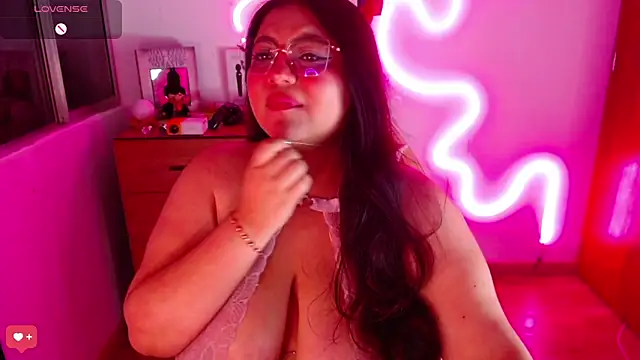 Rebeca charme21 online show from December 27, 6:24 am