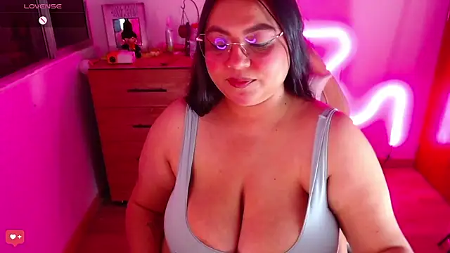 Rebeca charme21 online show from March 9, 6:39 am