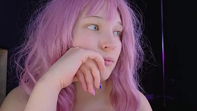 Snapshot of cherry_lea chatting on February 22, 5:33 pm cherry lea online show from February 22, 5:33 pm