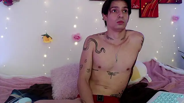 Apolo Hidalgo01 online show from December 6, 7:01 pm