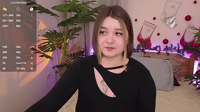 Snapshot of Alice_Walters chatting on January 11, 4:57 pm Alice Walters online show from January 11, 4:57 pm