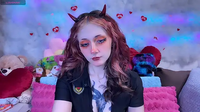 Snapshot of _Devill_Baby chatting on February 27, 8:09 pm Devill Baby online show from February 27, 8:09 pm