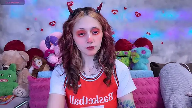 Snapshot of _Devill_Baby chatting on March 19, 6:01 pm Devill Baby online show from March 19, 6:01 pm