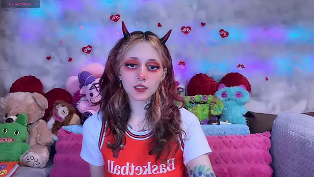 Snapshot of _Devill_Baby chatting on March 20, 6:46 pm Devill Baby online show from March 20, 6:46 pm