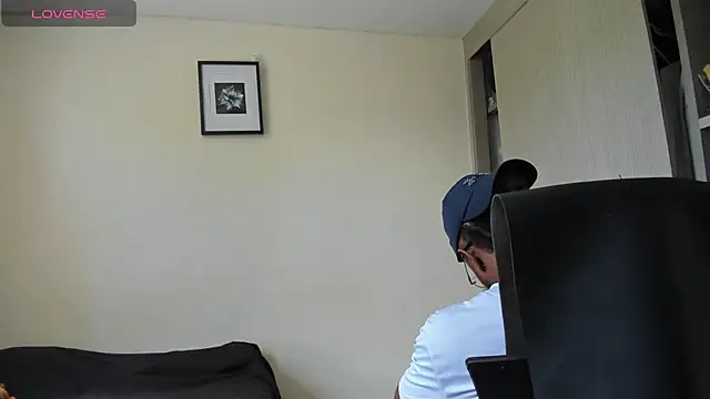 AdonisKnight online show from September 15, 3:34 pm