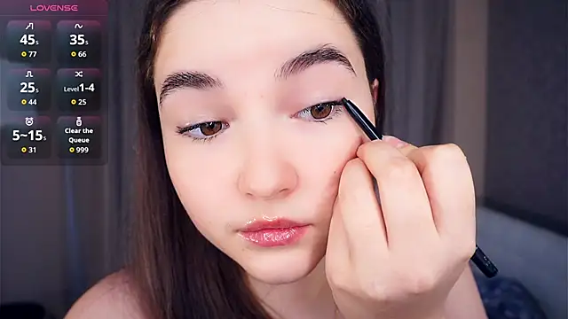 Snapshot of CathrynDail chatting on October 2, 6:42 am CathrynDail online show from October 2, 6:42 am