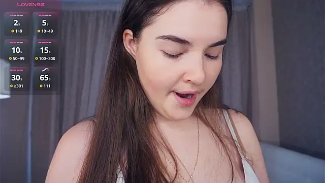 Snapshot of CathrynDail chatting on October 3, 6:10 am CathrynDail online show from October 3, 6:10 am