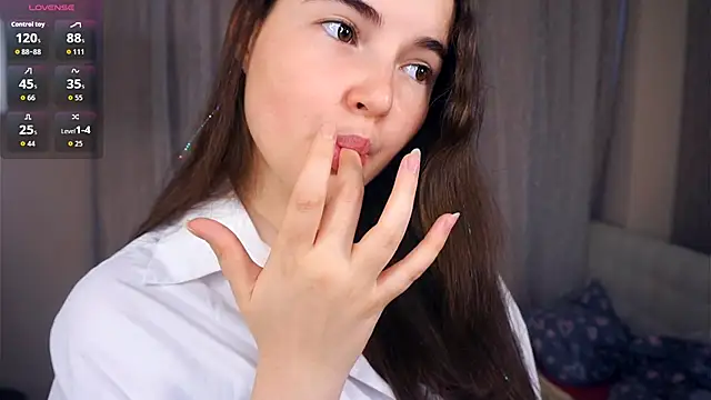 Snapshot of CathrynDail chatting on October 27, 6:39 am CathrynDail online show from October 27, 6:39 am