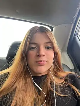 Snapshot of Nora_Vennucci chatting on December 16, 9:20 pm Nora Vennucci online show from December 16, 9:20 pm