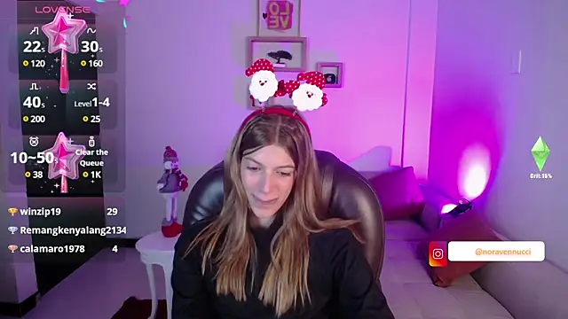 Snapshot of Nora_Vennucci chatting on December 17, 10:54 pm Nora Vennucci online show from December 17, 10:54 pm