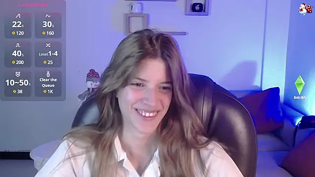 Snapshot of Nora_Vennucci chatting on December 20, 7:28 pm Nora Vennucci online show from December 20, 7:28 pm