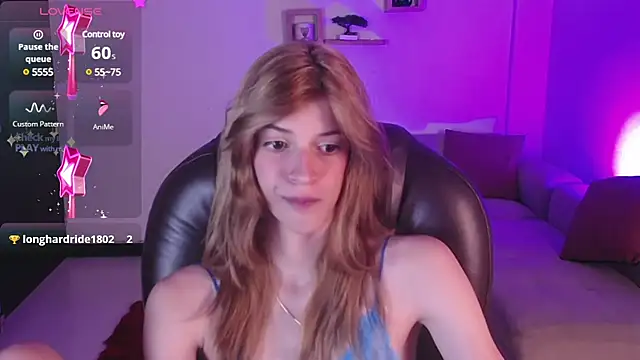 Snapshot of Nora_Vennucci chatting on January 22, 12:27 am Nora Vennucci online show from January 22, 12:27 am