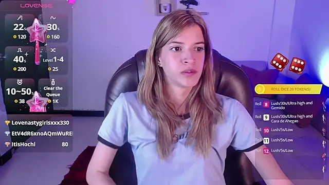 Snapshot of Nora_Vennucci chatting on January 24, 1:13 am Nora Vennucci online show from January 24, 1:13 am