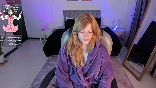 Snapshot of Nora_Vennucci chatting on February 28, 10:50 pm Nora Vennucci online show from February 28, 10:50 pm