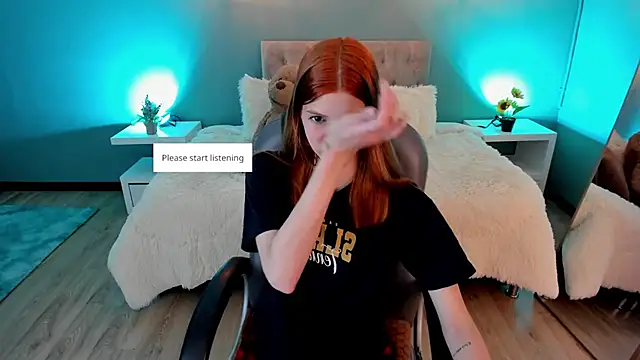 Snapshot of Nora_Vennucci chatting on November 2, 12:40 pm Nora Vennucci online show from November 2, 12:40 pm