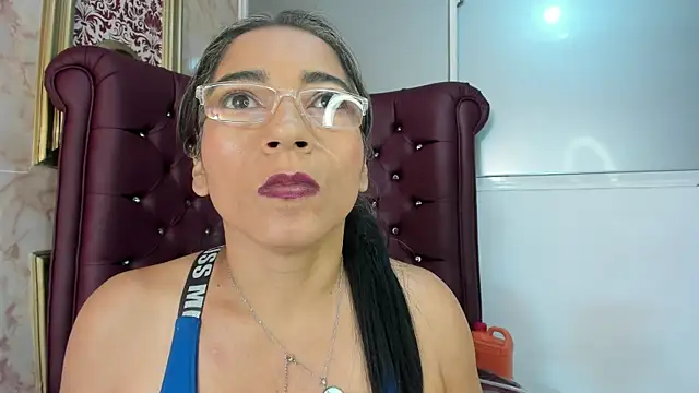 mature bigass   online show from January 15, 4:00 pm