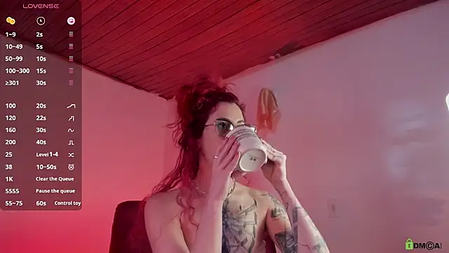 Borbala Iggy online show from December 14, 3:47 pm