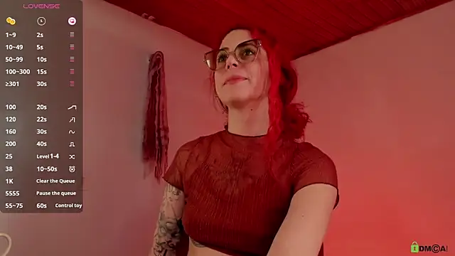 Borbala Iggy online show from December 18, 9:40 pm