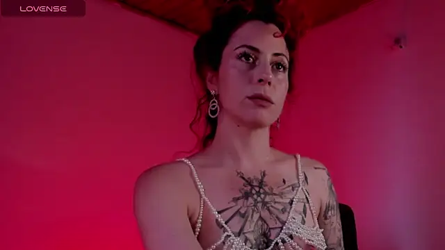 Borbala Iggy online show from December 25, 5:26 pm