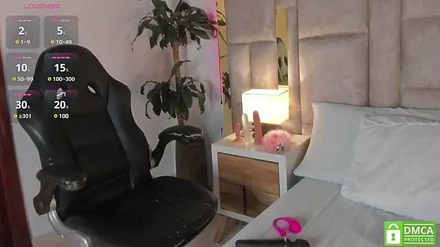 kitty emma1 online show from February 25, 3:42 am